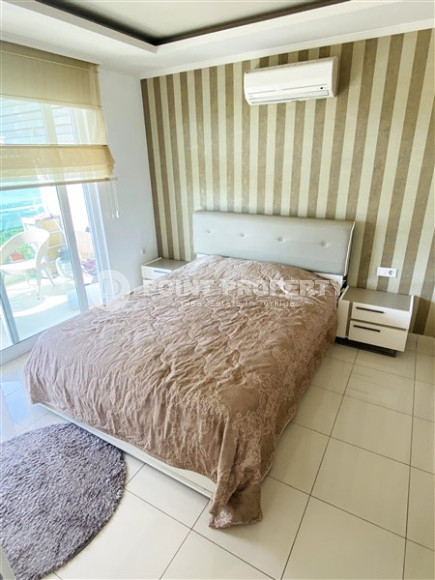 Просторная двухкомнатная квартира, 60м², в уютном комплексе в Кестеле, Алания, в 50м от моря-id-2014-фото-6