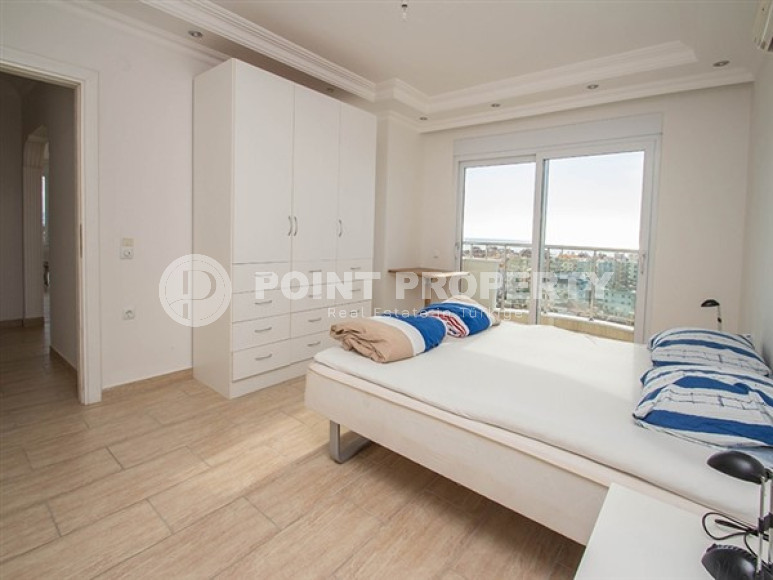 View three-room apartment, 110 m², with furniture and household appliances near Cleopatra Beach, Alanya-id-2015-photo-15
