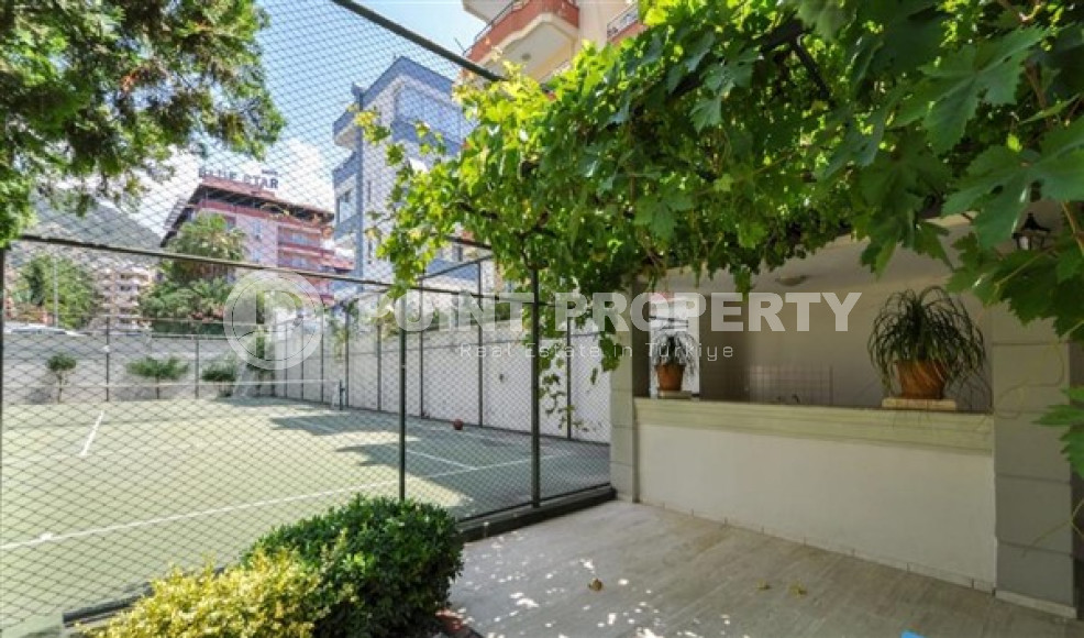 View three-room apartment, 110 m², with furniture and household appliances near Cleopatra Beach, Alanya-id-2015-photo-29