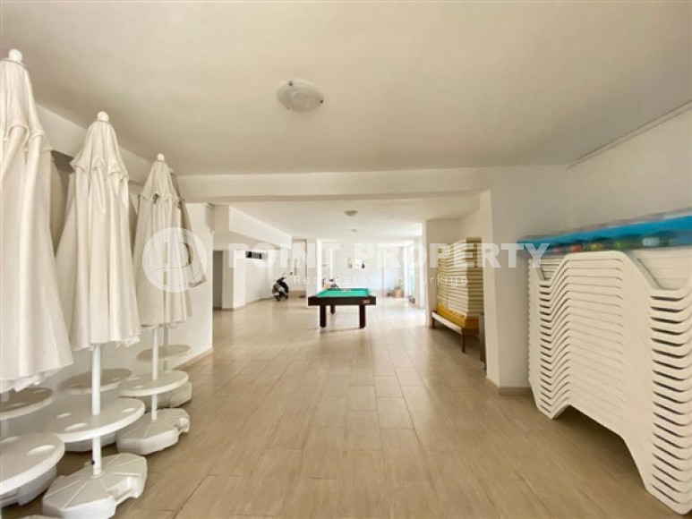 View three-room apartment, 110 m², with furniture and household appliances near Cleopatra Beach, Alanya-id-2015-photo-32