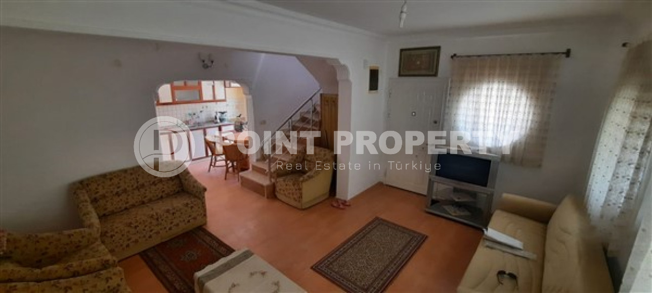 Меблированная вилла 3+2, 300м² в таунхаусе в районе Алании Демирташ, в 400м от моря-id-2016-фото-9