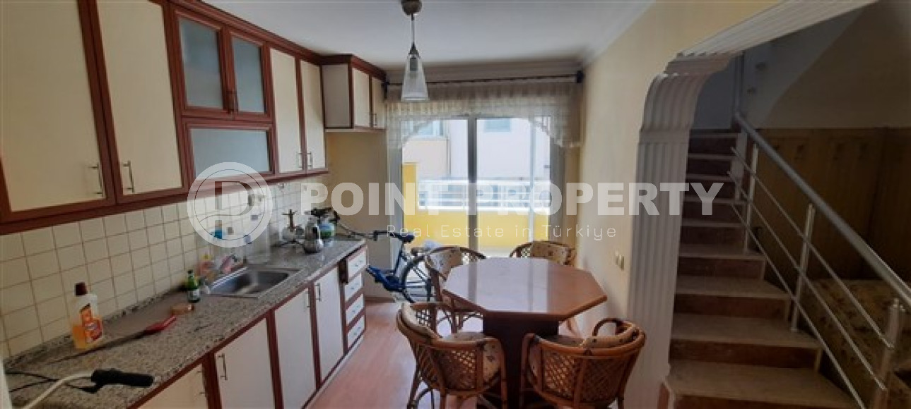 Меблированная вилла 3+2, 300м² в таунхаусе в районе Алании Демирташ, в 400м от моря-id-2016-фото-11