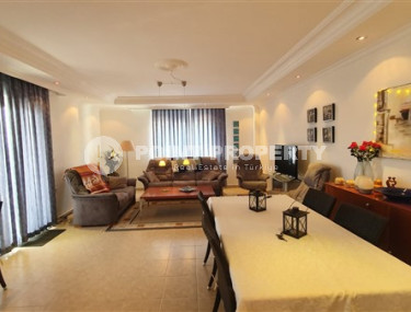 Квартира с двумя спальнями, 110м², с видом на море и горы на центральной улице в районе Алании Тосмур-id-2019-фото-5