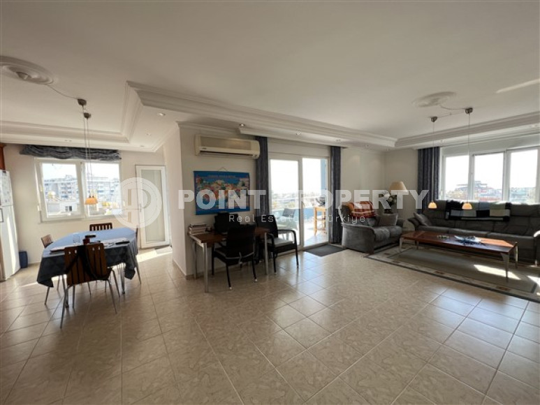 Квартира с двумя спальнями, 110м², с видом на море и горы на центральной улице в районе Алании Тосмур-id-2019-фото-6