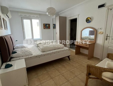 Furnished one bedroom apartment, 55m², 200 meters from the sea in Oba, Alanya-id-2022-photo-4