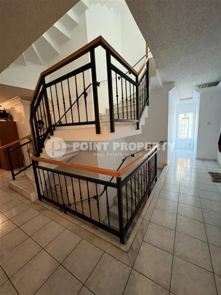 Furnished one bedroom apartment, 55m², 200 meters from the sea in Oba, Alanya-id-2022-photo-10