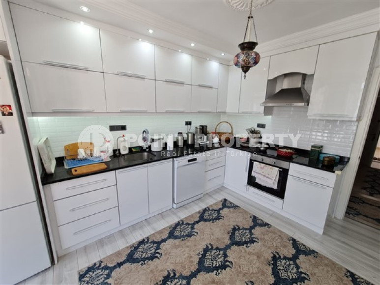 Меблированная трехкомнатная квартира, 130м², в 350м от моря в районе Алании Тосмур-id-2023-фото-10