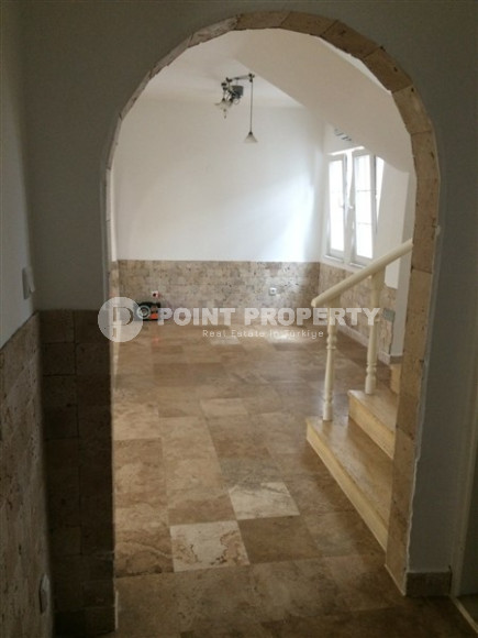 Садовый дуплекс 3+1, 130м², в уютном комплексе, в 250м от моря в районе Тосмур, Алания-id-2027-фото-16