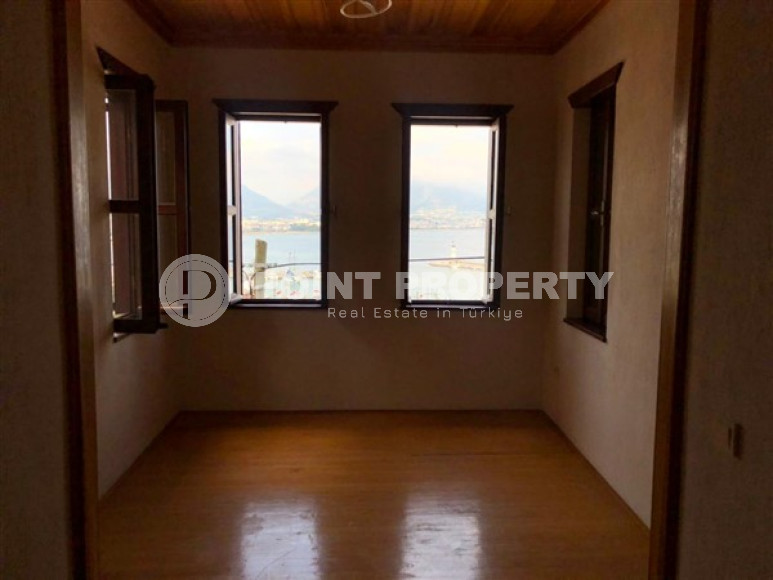 Двухэтажный дом с двумя спальнями, 140м², с садом, в центре Алании, в Кале, с потрясающим видом-id-2029-фото-9