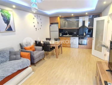 Меблированная квартира с двумя спальнями, 110м², не далеко от моря в Махмутларе, Алания-id-2030-фото-2