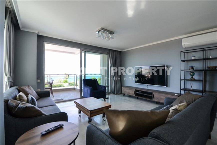 Элегантные трехкомнатные апартаменты, 110м², на первой береговой линии в Каргыджаке, Алания-id-2031-фото-4