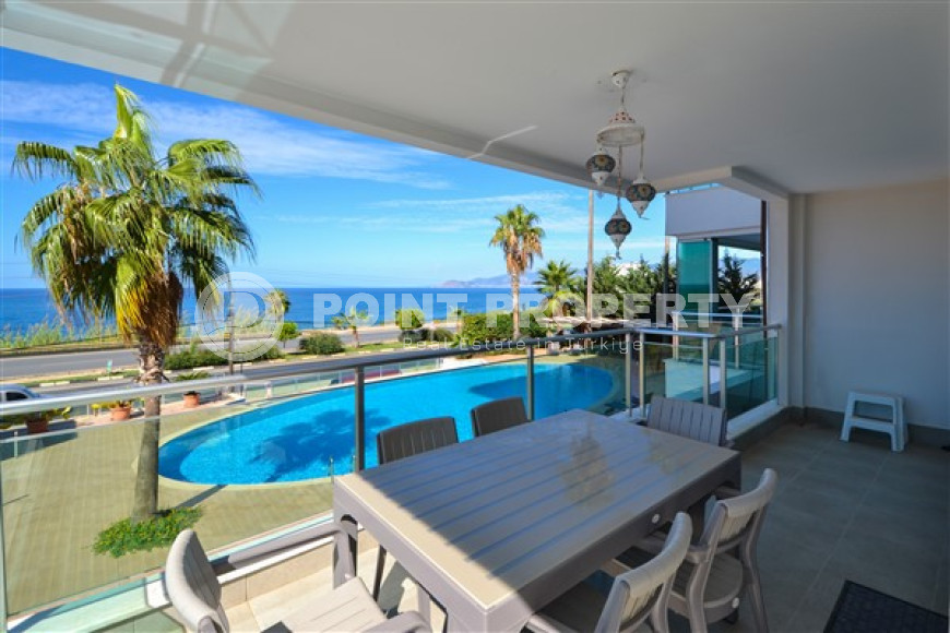 Элегантные трехкомнатные апартаменты, 110м², на первой береговой линии в Каргыджаке, Алания-id-2031-фото-20