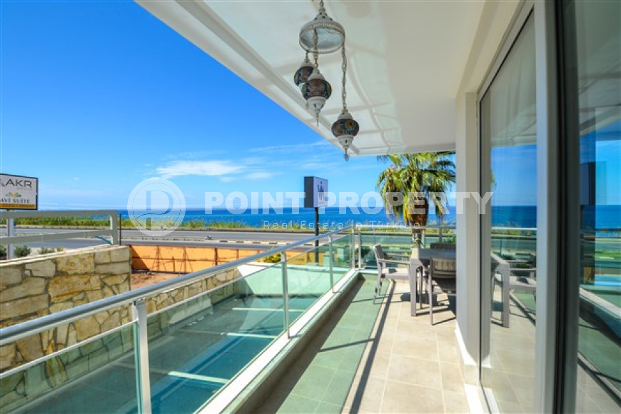 Элегантные трехкомнатные апартаменты, 110м², на первой береговой линии в Каргыджаке, Алания-id-2031-фото-21