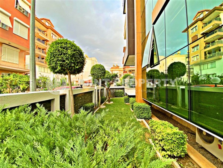 Furnished three-room apartment, 115m², 200m from the sea in Oba, Alanya-id-2033-photo-2