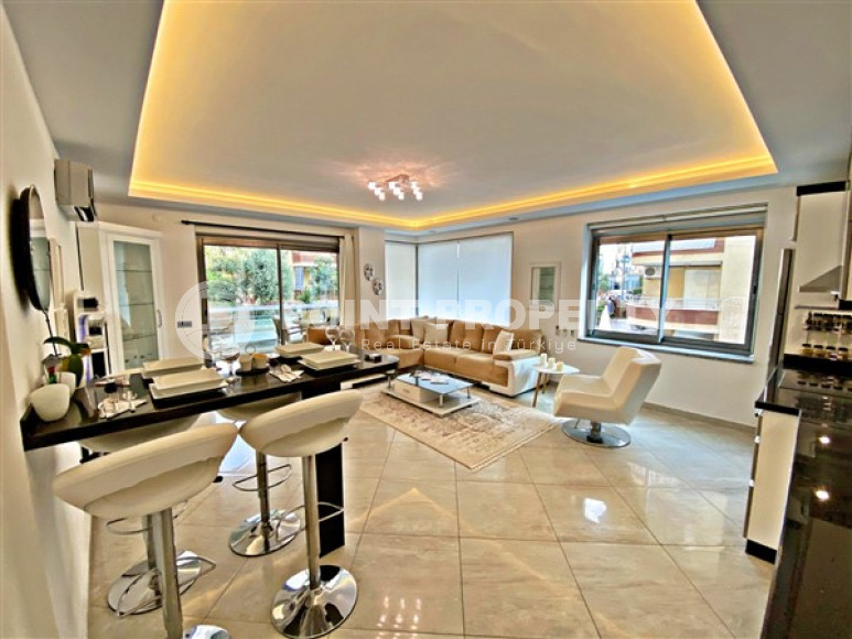 Furnished three-room apartment, 115m², 200m from the sea in Oba, Alanya-id-2033-photo-6