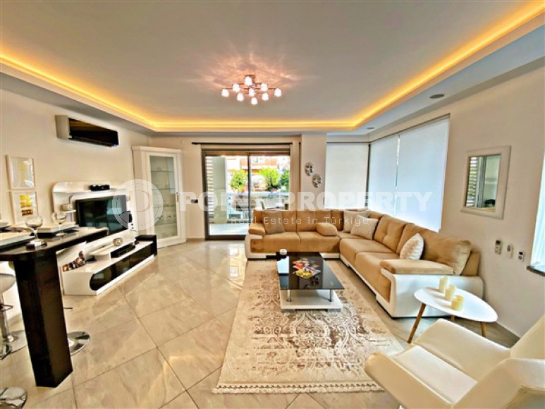 Furnished three-room apartment, 115m², 200m from the sea in Oba, Alanya-id-2033-photo-9