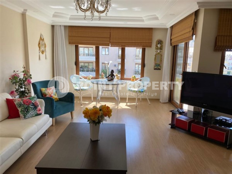 Четырехкомнатная квартира, 165м², в доме городского типа в центре Алании, в 650м от моря.-id-2037-фото-2