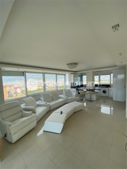 Квартира с потрясающими видами на горы и море 85 кв.м.-id-2040-фото-3