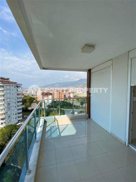 Квартира с потрясающими видами на горы и море 85 кв.м.-id-2040-фото-17