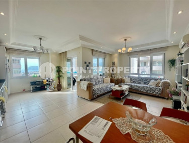 Квартира с двумя спальнями, 110м², в уютной резиденции с бассейном в 300м от центра района Тосмур, Алания-id-2041-фото-2