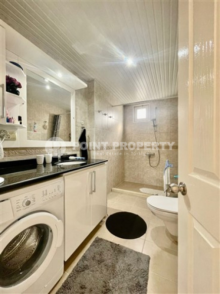 Квартира с двумя спальнями, 110м², в уютной резиденции с бассейном в 300м от центра района Тосмур, Алания-id-2041-фото-9