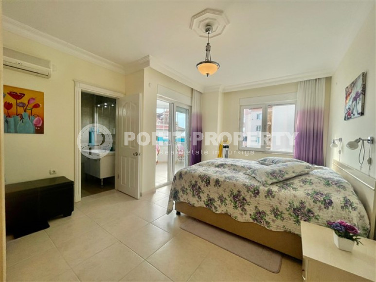 Квартира с двумя спальнями, 110м², в уютной резиденции с бассейном в 300м от центра района Тосмур, Алания-id-2041-фото-11