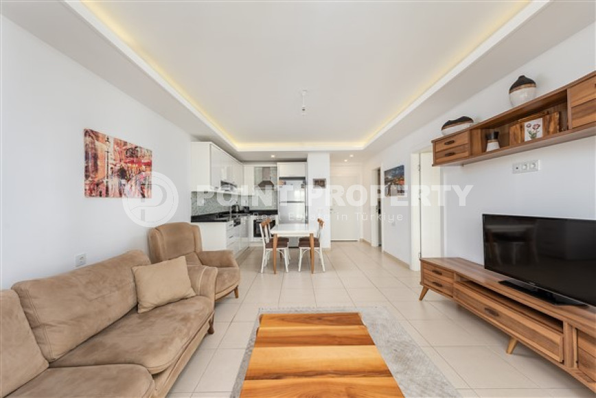One bedroom apartment, 68m², in a residence with hotel infrastructure in the Avsallar area, Alanya-id-2043-photo-2