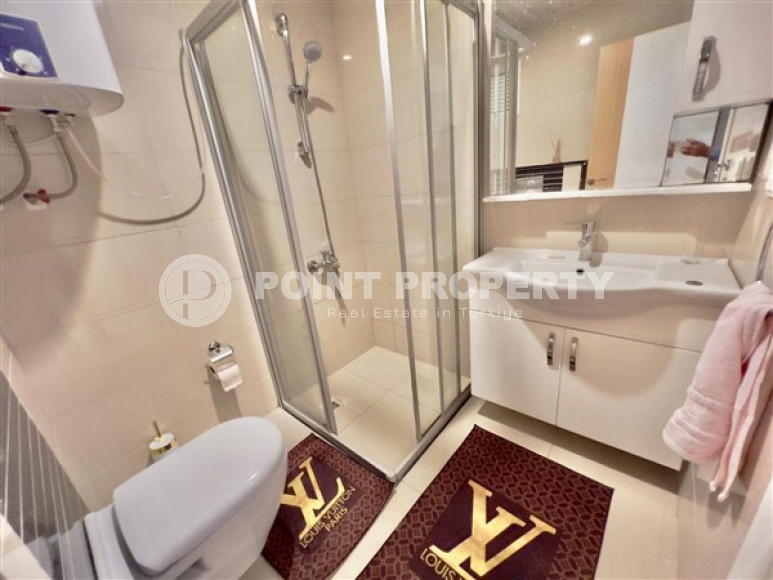 First coastline: furnished one-bedroom apartment of 62m² in Kestel, Alanya-id-2046-photo-9