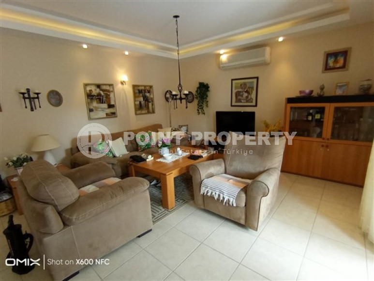 Three-room apartment, 120m², in a residence with good infrastructure in Oba, Alanya-id-2049-photo-7