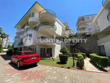 Two-level townhouse 2+1 with an area of 174 m2 in an elite complex in the Cikcilli area, Alanya.-id-1155-photo-2