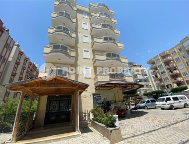 Three-room apartment, 100m², with furniture and household appliances 150m from the sea in Mahmutlar, Alanya-id-2055-photo-1