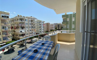 Three-room apartment, 100m², with furniture and household appliances 150m from the sea in Mahmutlar, Alanya-id-2055-photo-5