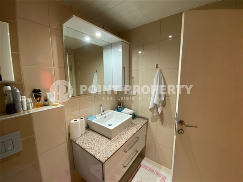 Three-room apartment, 100m², with furniture and household appliances 150m from the sea in Mahmutlar, Alanya-id-2055-photo-10