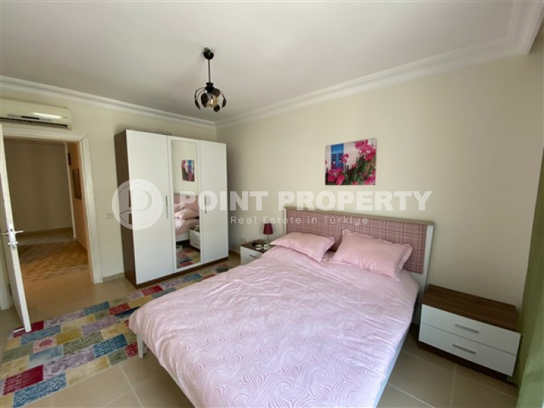 Three-room apartment, 100m², with furniture and household appliances 150m from the sea in Mahmutlar, Alanya-id-2055-photo-12