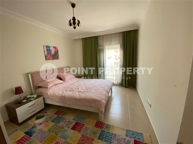 Three-room apartment, 100m², with furniture and household appliances 150m from the sea in Mahmutlar, Alanya-id-2055-photo-14