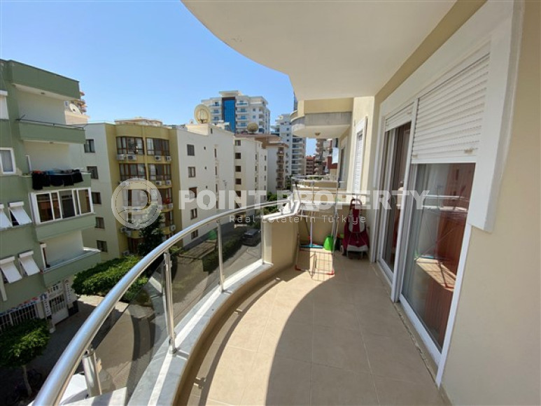 Three-room apartment, 100m², with furniture and household appliances 150m from the sea in Mahmutlar, Alanya-id-2055-photo-15