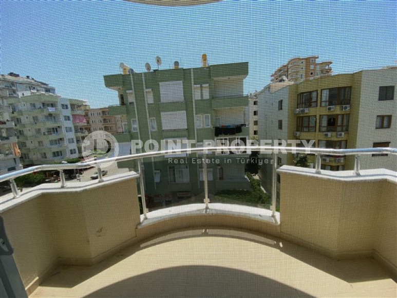 Three-room apartment, 100m², with furniture and household appliances 150m from the sea in Mahmutlar, Alanya-id-2055-photo-18