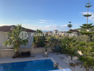 Меблированная трехэтажная вилла 2+2, 330м², в районе Алании Чиплаклы, в 1,5км от центра района-id-2057-фото-4