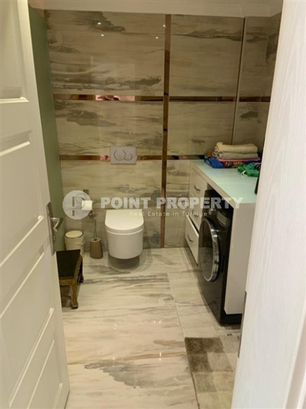 Меблированная трехэтажная вилла 2+2, 330м², в районе Алании Чиплаклы, в 1,5км от центра района-id-2057-фото-17