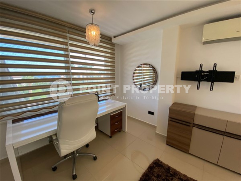 Меблированная трехэтажная вилла 2+2, 330м², в районе Алании Чиплаклы, в 1,5км от центра района-id-2057-фото-24