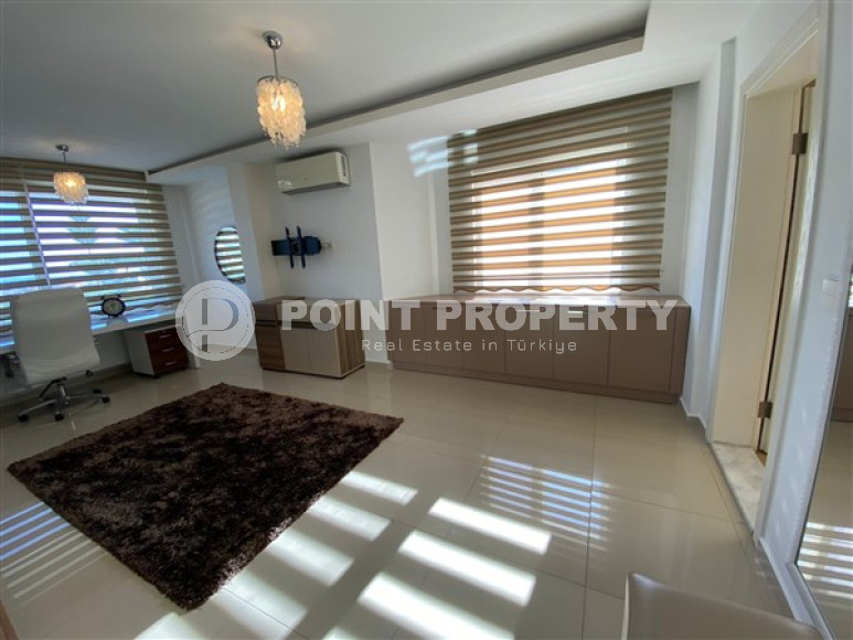 Меблированная трехэтажная вилла 2+2, 330м², в районе Алании Чиплаклы, в 1,5км от центра района-id-2057-фото-25