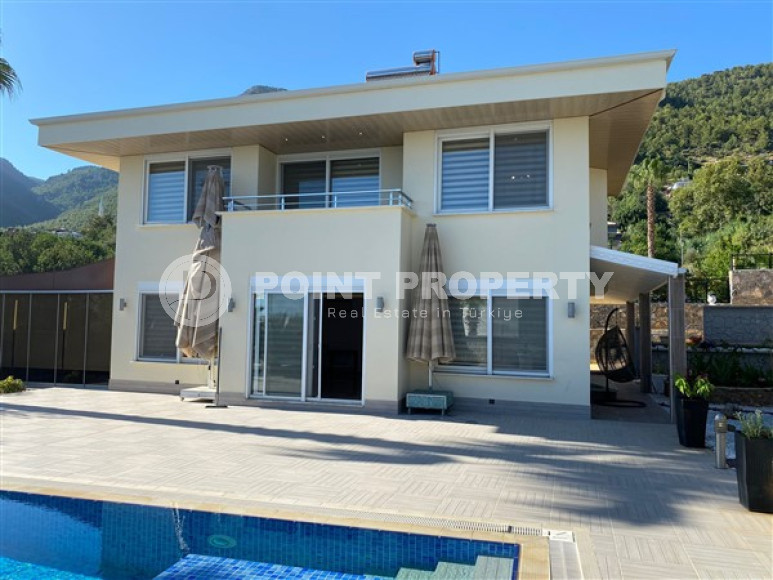 Меблированная трехэтажная вилла 2+2, 330м², в районе Алании Чиплаклы, в 1,5км от центра района-id-2057-фото-48