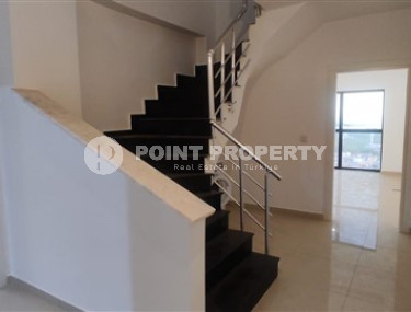 Penthouse 4+1, 150m², with sea views in a complex with a swimming pool in Avsallar, Alanya, 1000m from the sea-id-2061-photo-4