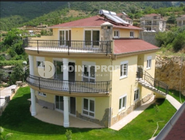 Отдельно стоящая частная вилла, 6+2, 280м², у подножия гор Торос, район Оба, Аланья-id-2062-фото-1