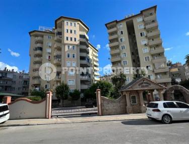Alanya center: four-room apartment, 160m², in a complex with infrastructure, 700m from the sea-id-2063-photo-1