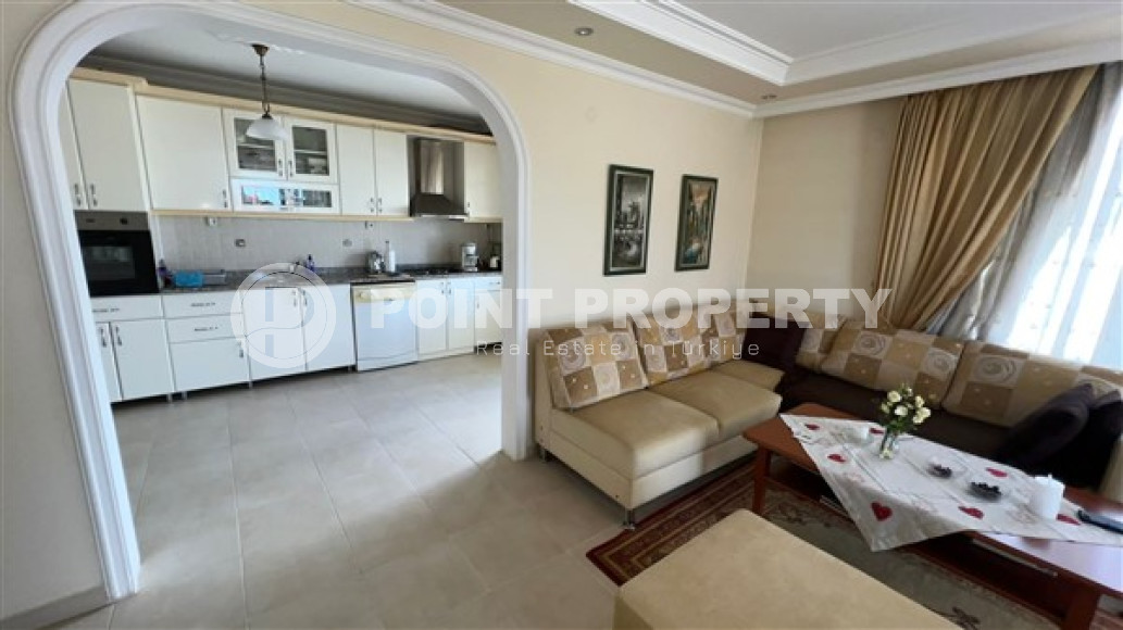 Alanya center: four-room apartment, 160m², in a complex with infrastructure, 700m from the sea-id-2063-photo-4