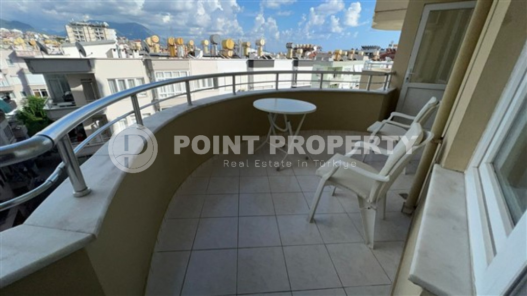Alanya center: four-room apartment, 160m², in a complex with infrastructure, 700m from the sea-id-2063-photo-8