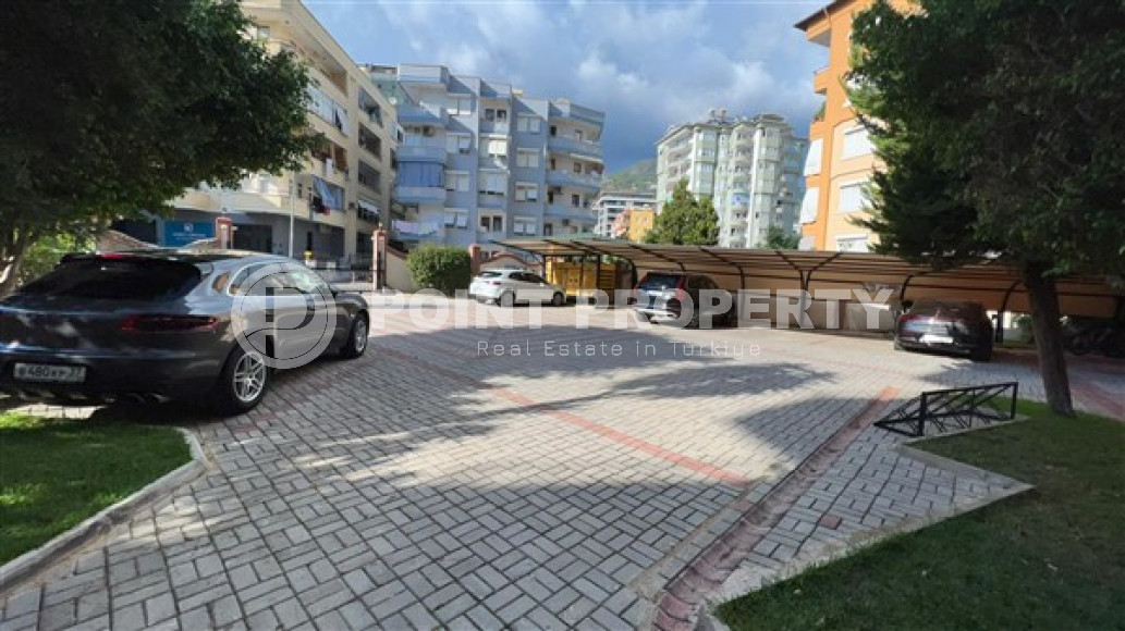 Alanya center: four-room apartment, 160m², in a complex with infrastructure, 700m from the sea-id-2063-photo-38