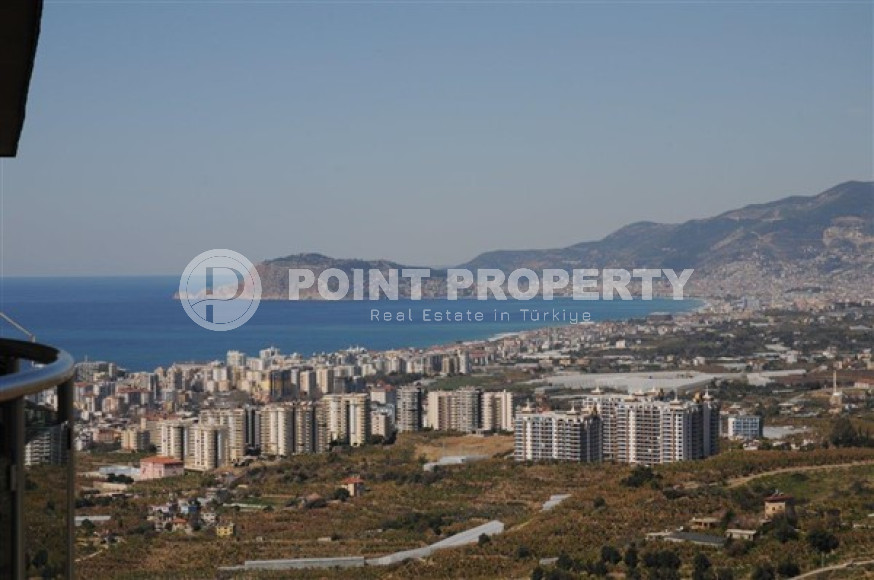 Penthouse with sea and mountain views in Kargicak-id-2072-photo-1