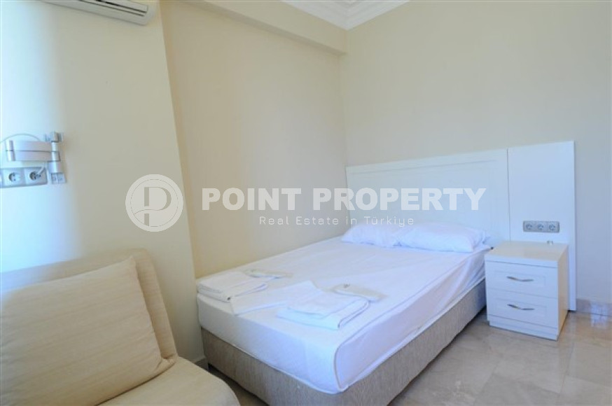 Penthouse with sea and mountain views in Kargicak-id-2072-photo-14